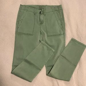 Cabi “The Quest” green military trousers size 4
